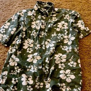 Green Hawaiian shirt size L